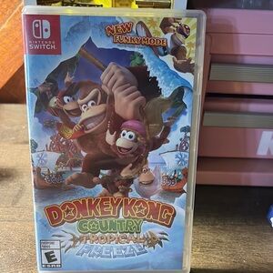 Nintendo Switch Donkey Kong Country: Tropical Freeze - Red and Blue